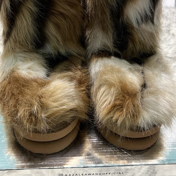 AZALEA WANG NADIANNA BROWN FAUX FUR FLAT BOOTIE 7 - Picture 12 of 14